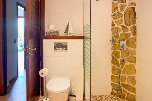 4 bedroom Villa for rent in Font de Sa Cala / Font de La Cala, Capdepera with pool - € 3,400 (Ref: 9263012)