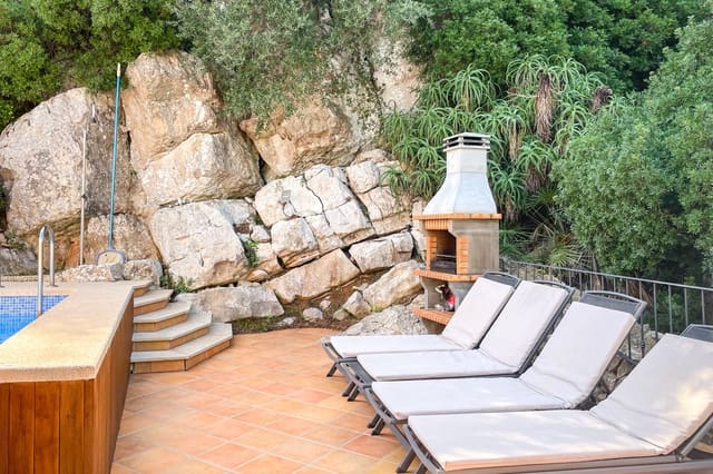 Chalet de 4 habitaciones en Font de Sa Cala / Font de La Cala, Capdepera en alquiler con piscina - 3.400 € (Ref: 9263012)