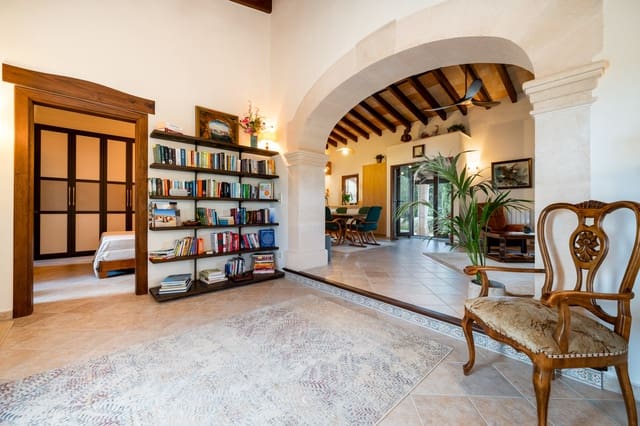 2 soveværelse Finca/Landehus til salg i Montuïri med swimmingpool - € 1.790.000 (Ref: 9271763)