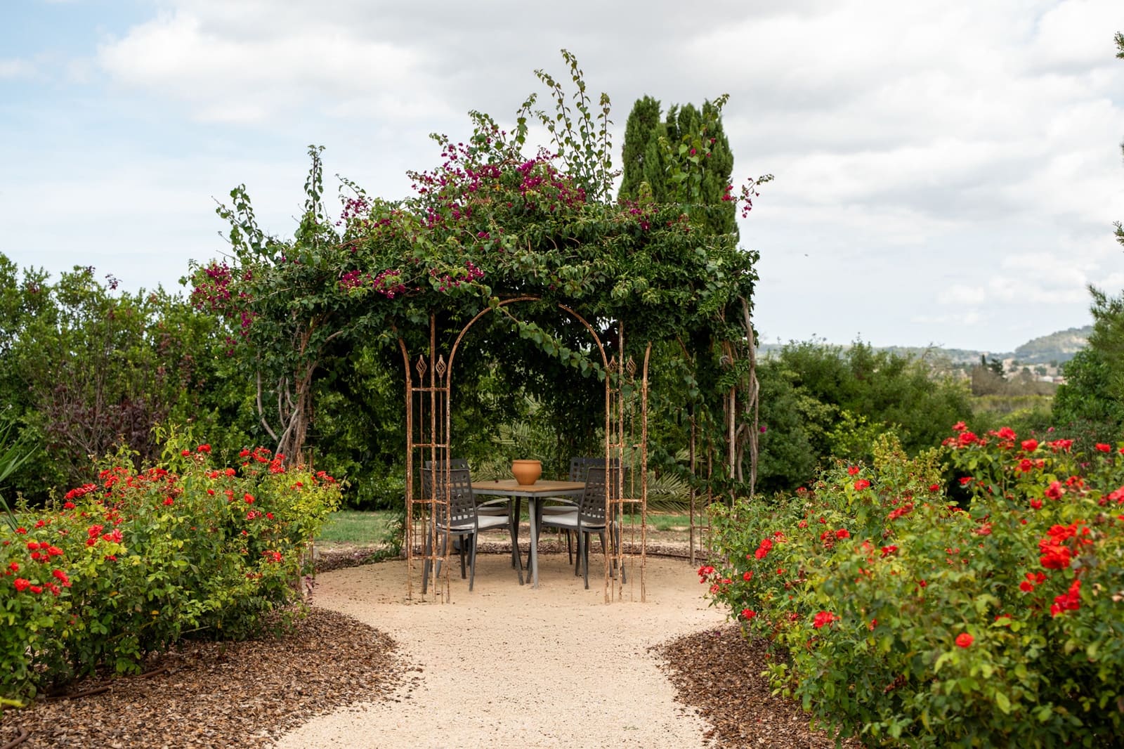 2 bedroom Finca/Country House for sale in Montuiri with pool - € 1,790,000 (Ref: 9271763)