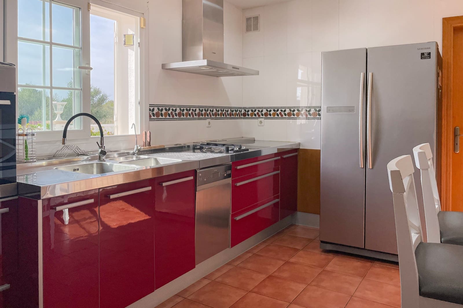 6 bedroom Villa for sale in Llucmajor with pool - € 1,500,000 (Ref: 9298866)