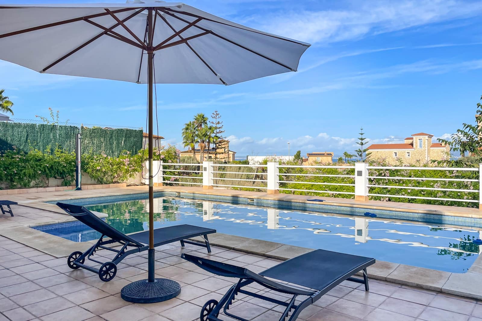 6 bedroom Villa for sale in Llucmajor with pool - € 1,500,000 (Ref: 9298866)