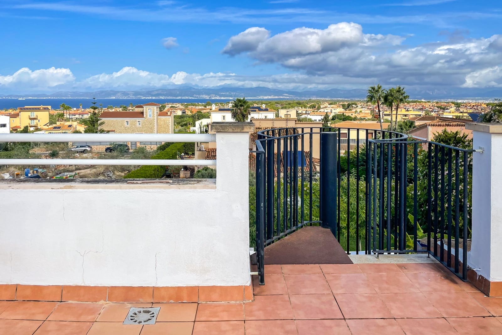 6 bedroom Villa for sale in Llucmajor with pool - € 1,500,000 (Ref: 9298866)