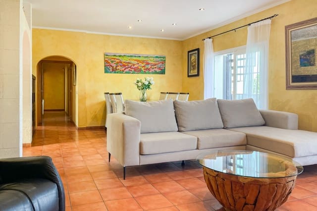 6 slaapkamer Villa te koop in Sa Torre (Llucmajor), Llucmajor met zwembad - € 1.500.000 (Ref: 9298866)