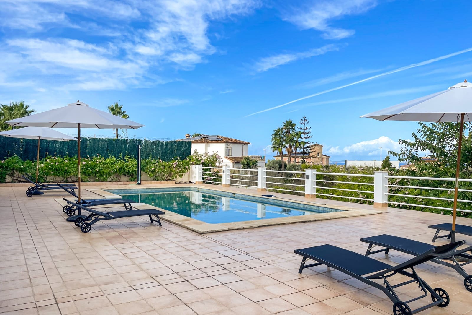 6 bedroom Villa for sale in Llucmajor with pool - € 1,500,000 (Ref: 9298866)