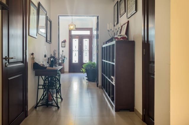 8 quarto Moradia para venda em Cala Ratjada, Capdepera - 999 000 € (Ref: 9301546)