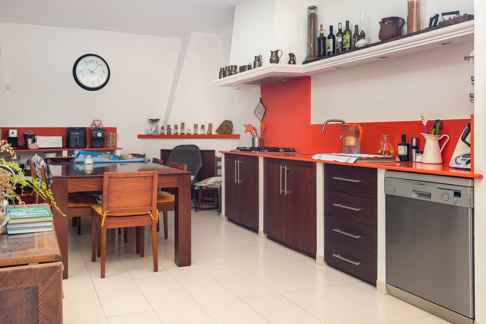 8 bedroom Villa for sale in Cala Ratjada - € 999,000 (Ref: 9301546)