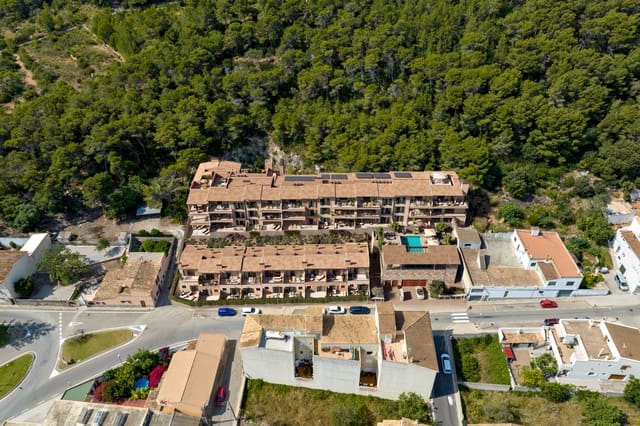 2 bedroom Apartment for sale in Capdepera with pool garage - € 585,000 (Ref: 9301982)