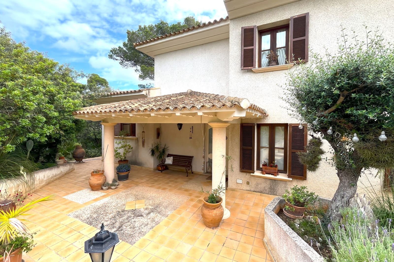 4 soveværelse Villa til salg i Cala Ratjada med swimmingpool - € 1.695.000 (Ref: 9319551)