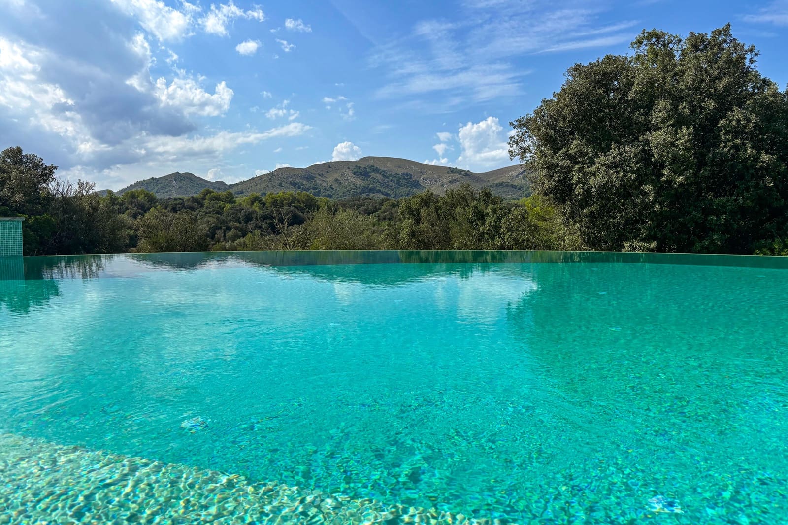 5 bedroom Finca/Country House for rent in Arta with pool - € 5,500 (Ref: 9329785)