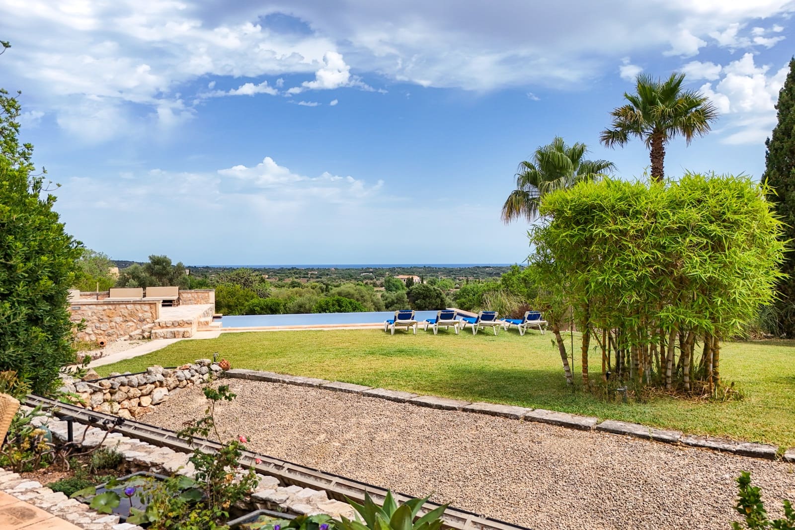 4 bedroom Finca/Country House for sale in Sant Llorenc des Cardassar with pool - € 1,849,000 (Ref: 9352829)