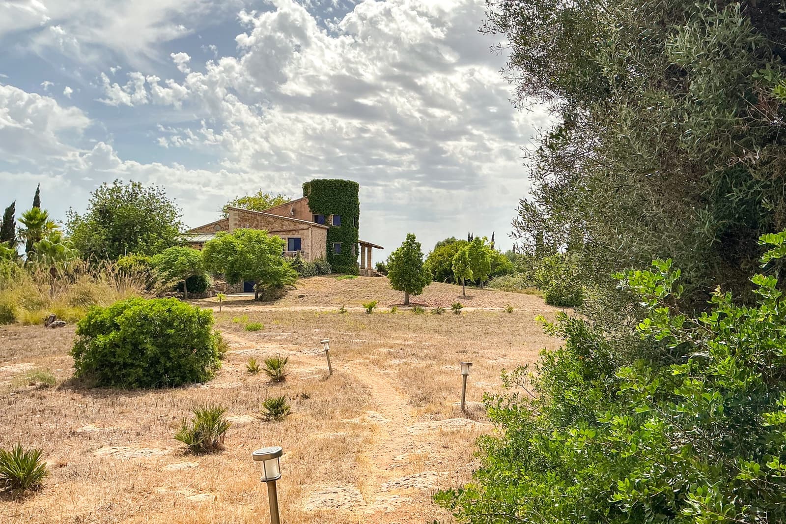 4 bedroom Finca/Country House for sale in Sant Llorenc des Cardassar with pool - € 1,849,000 (Ref: 9352829)