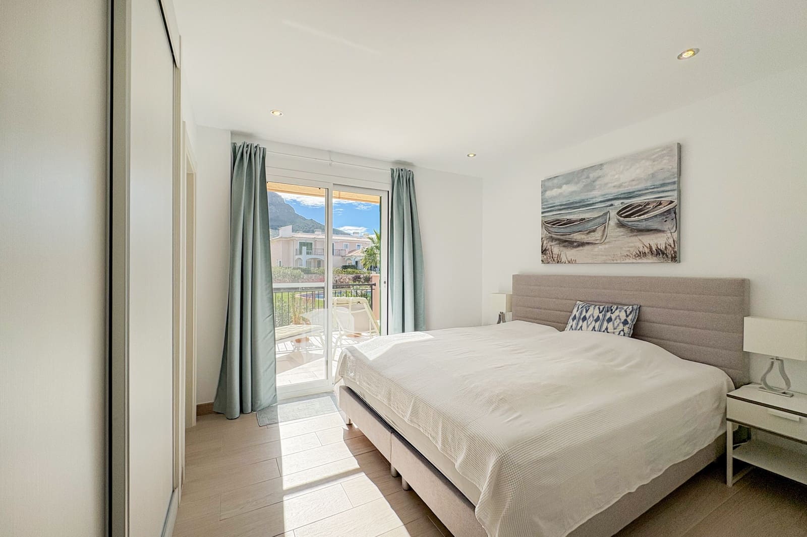 3 quarto Apartamento para venda em Colonia de Sant Pere / Colonia de San Pedro com piscina - 615 000 € (Ref: 9363219)