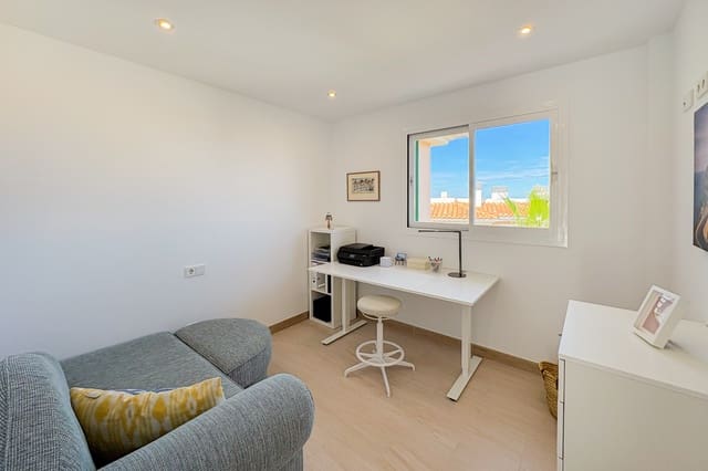 3 soveværelse Lejlighed til salg i Colonia de Sant Pere / Colonia de San Pedro, Artà med swimmingpool - € 615.000 (Ref: 9363219)