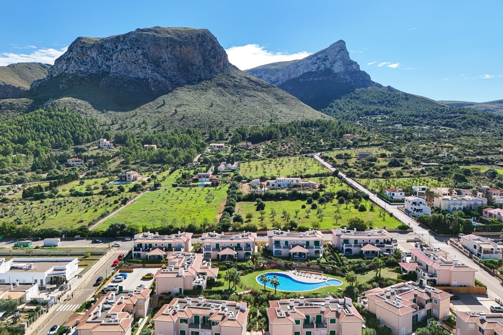 3 quarto Apartamento para venda em Colonia de Sant Pere / Colonia de San Pedro com piscina - 615 000 € (Ref: 9363219)