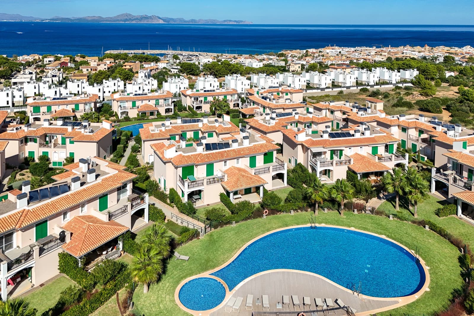 3 quarto Apartamento para venda em Colonia de Sant Pere / Colonia de San Pedro com piscina - 615 000 € (Ref: 9363219)