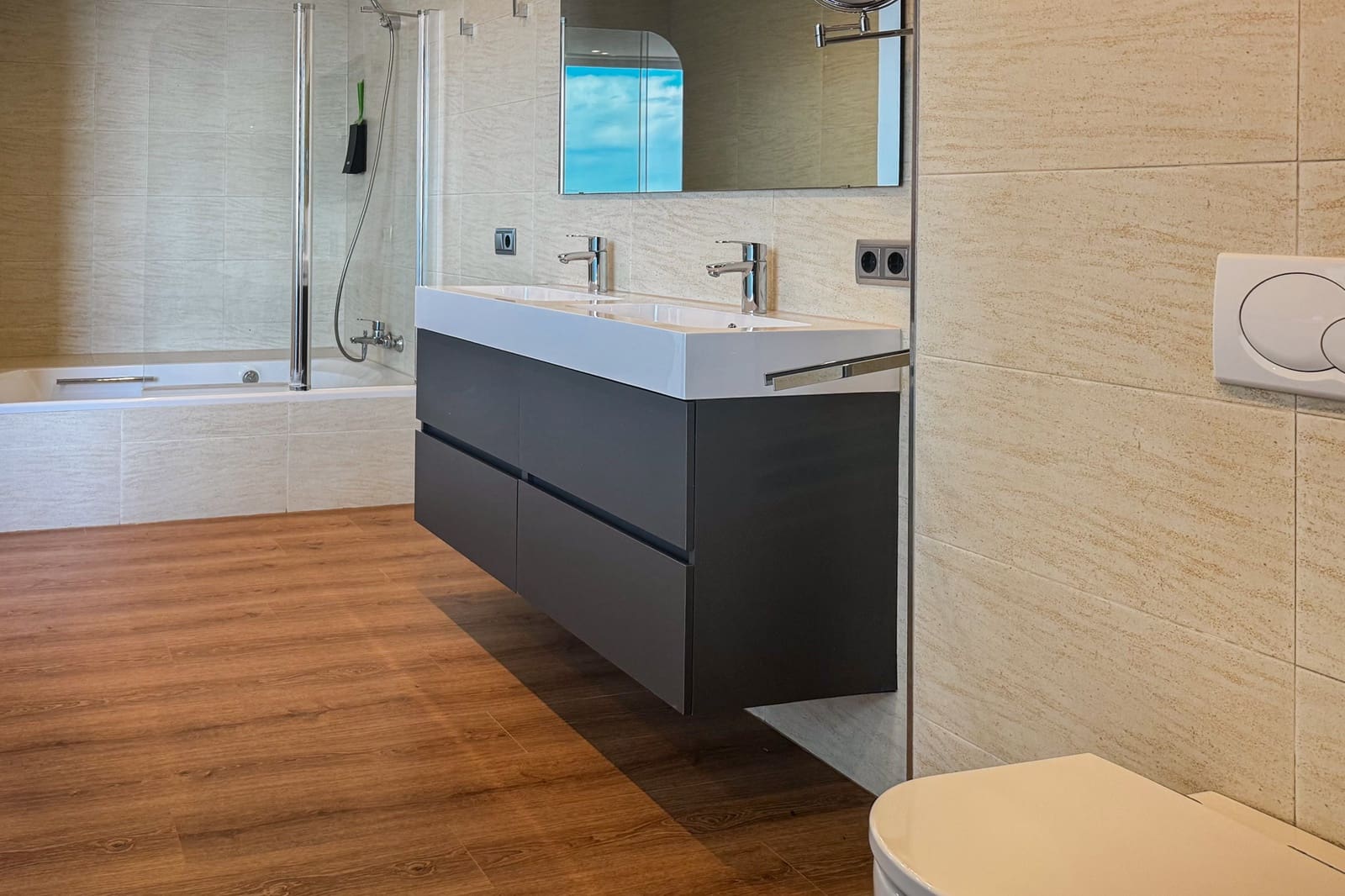 2 soverom Hus til salgs i Cala Ratjada med svømmebasseng garasje - € 1 250 000 (Ref: 9396737)