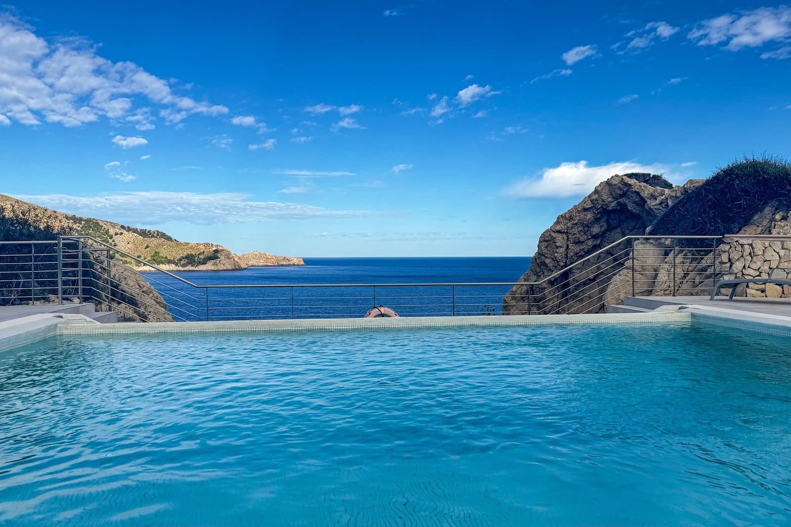 2 soverom Hus til salgs i Cala Ratjada med svømmebasseng garasje - € 1 250 000 (Ref: 9396737)