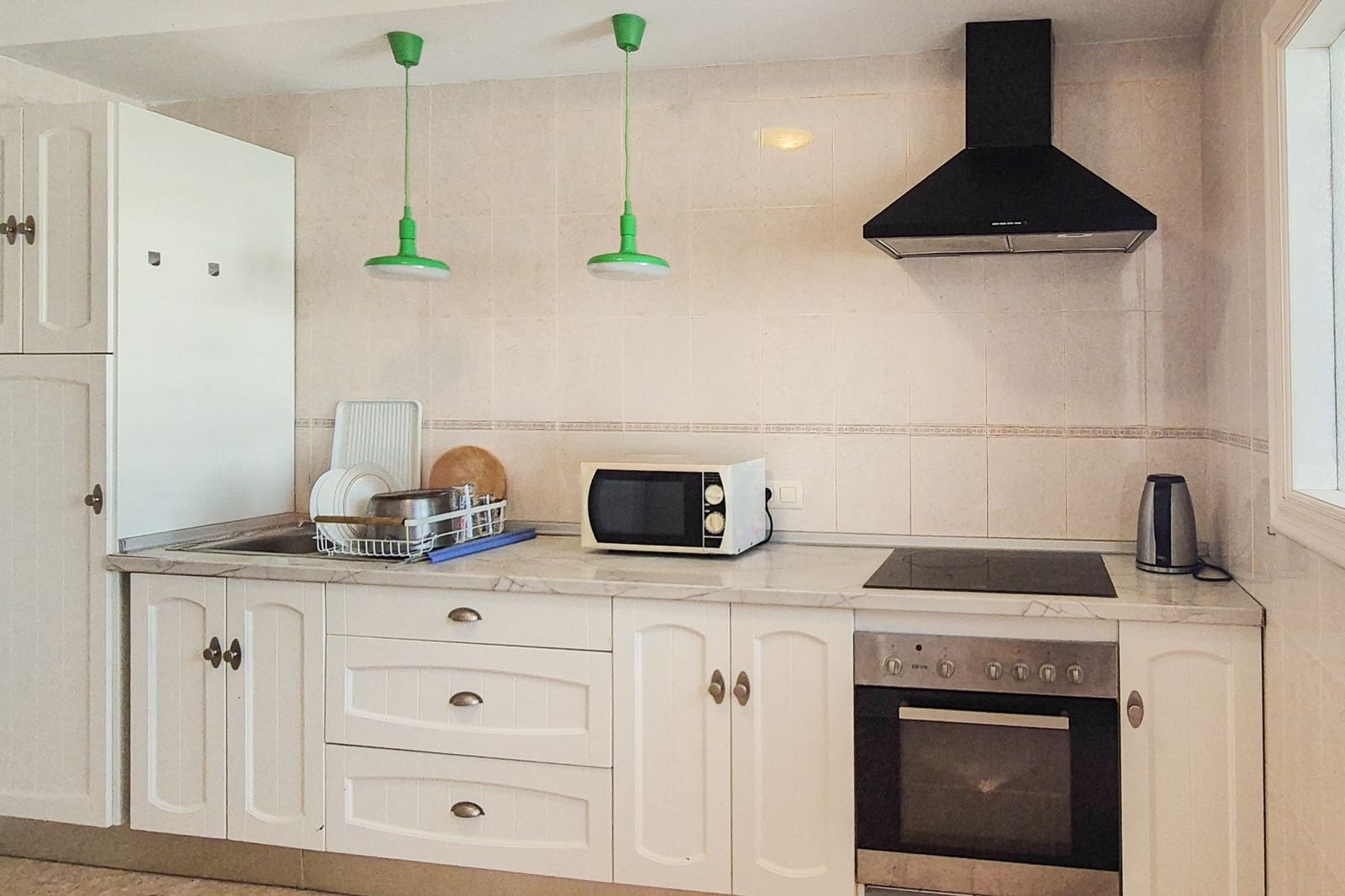 3 soveværelse Lejlighed til salg i Cala Ratjada med garage - € 285.000 (Ref: 9402591)