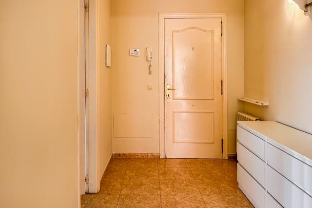 3 quarto Apartamento para venda em Cala Ratjada, Capdepera com garagem - 285 000 € (Ref: 9402591)