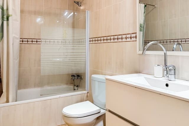 3 quarto Apartamento para venda em Cala Ratjada, Capdepera com garagem - 285 000 € (Ref: 9402591)