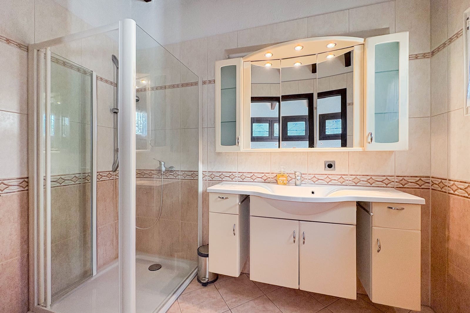 3 bedroom Villa for sale in Canyamel with pool - € 795,000 (Ref: 9444775)