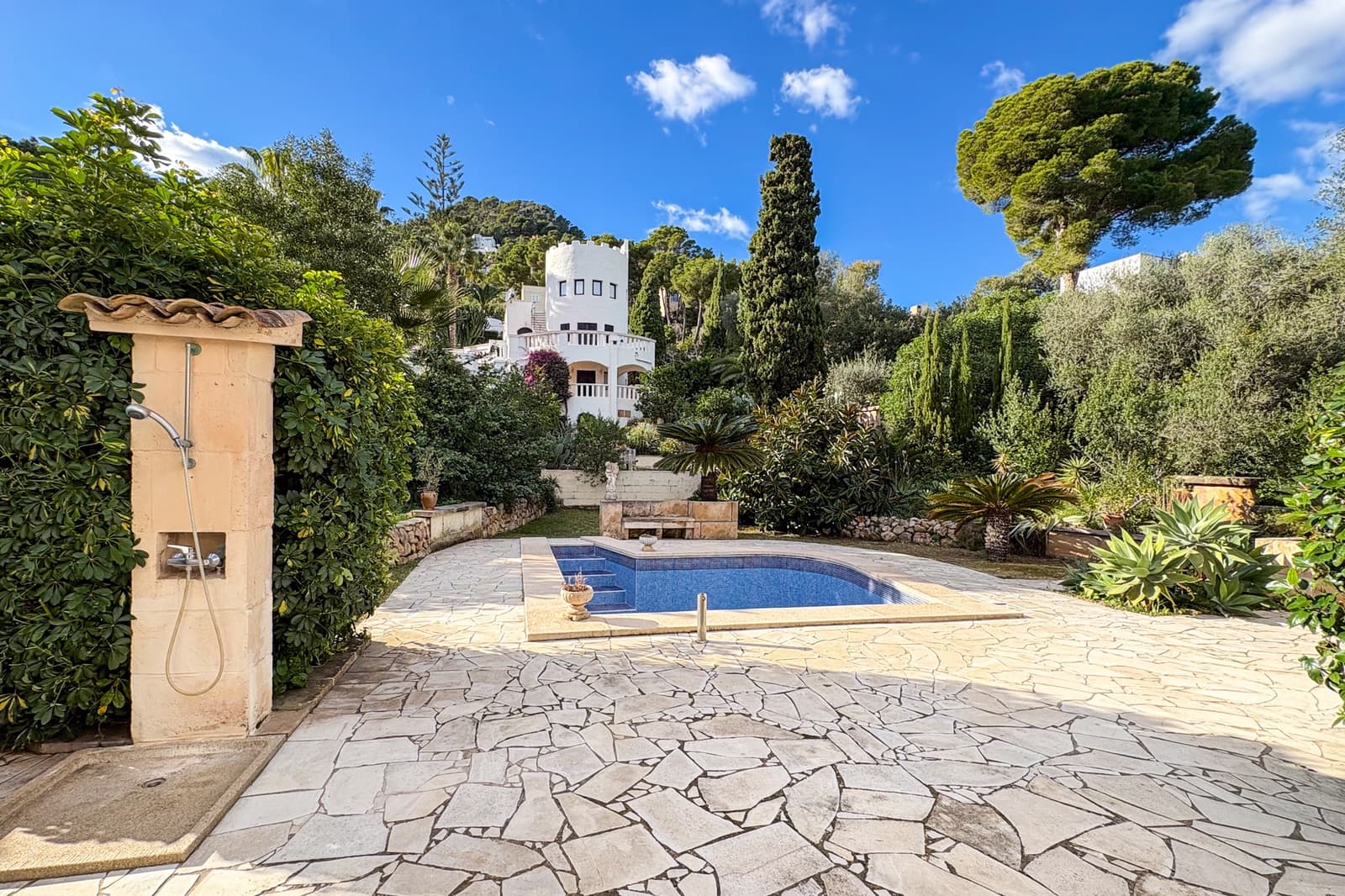 3 bedroom Villa for sale in Canyamel with pool - € 795,000 (Ref: 9444775)