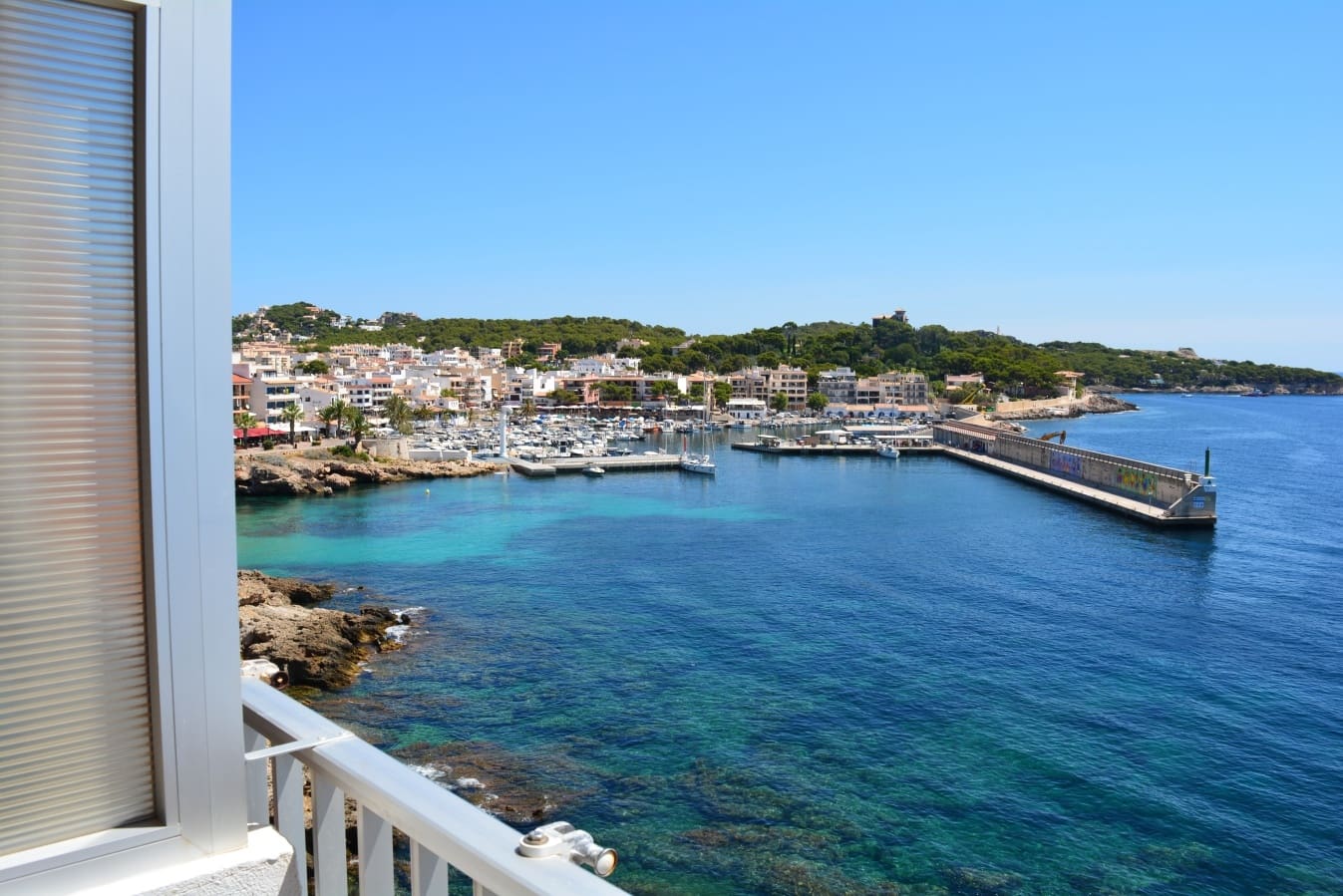 2 makuuhuone Huoneisto vuokrattavana paikassa Cala Ratjada mukana uima-altaan - 1 600 € (Ref: 9450869)