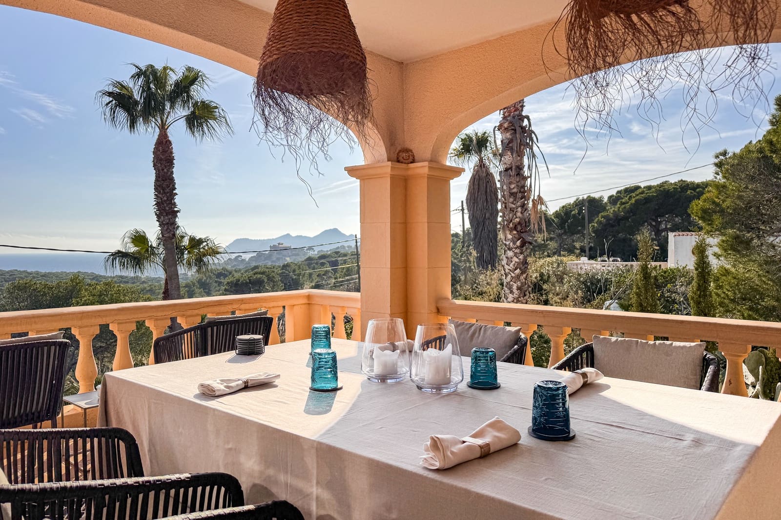 3 bedroom Villa for sale in Cala Ratjada with pool - € 1,230,000 (Ref: 9471583)