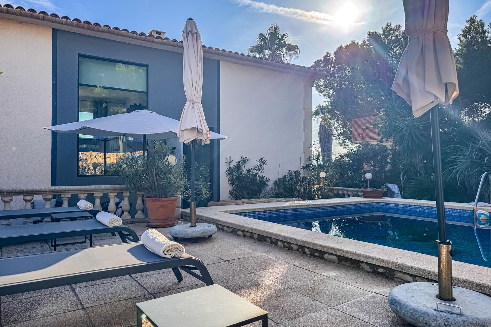 3 bedroom Villa for sale in Cala Ratjada with pool - € 1,230,000 (Ref: 9471583)