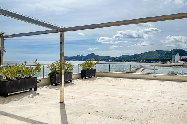 3 sovrum Lägenhet att hyra i Cala Ratjada, Capdepera med garage - 3 200 € (Ref: 9534951)