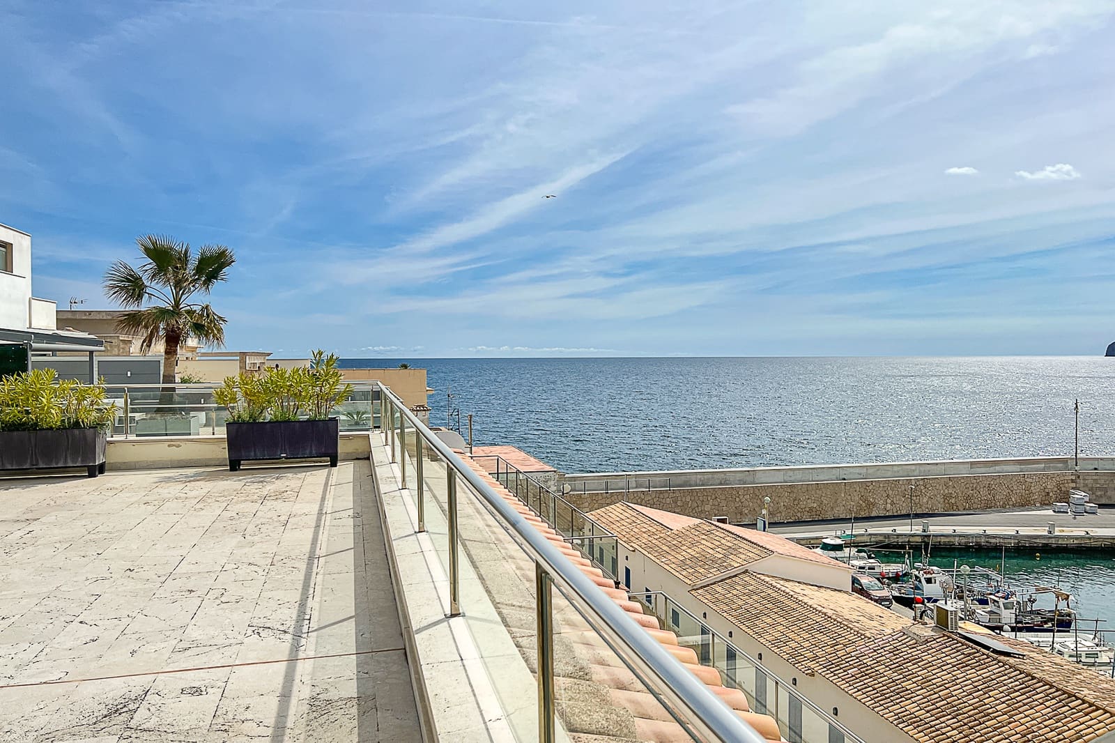 3 sovrum Lägenhet att hyra i Cala Ratjada med garage - 3 200 € (Ref: 9534951)