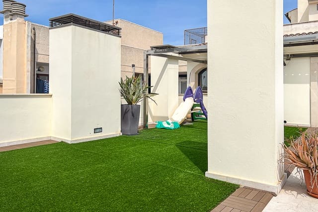 3 sovrum Lägenhet att hyra i Cala Ratjada, Capdepera med garage - 3 200 € (Ref: 9534951)