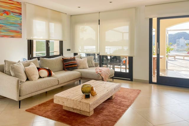 3 bedroom Apartment for rent in Cala Ratjada, Capdepera with garage - € 3,200 (Ref: 9534951)