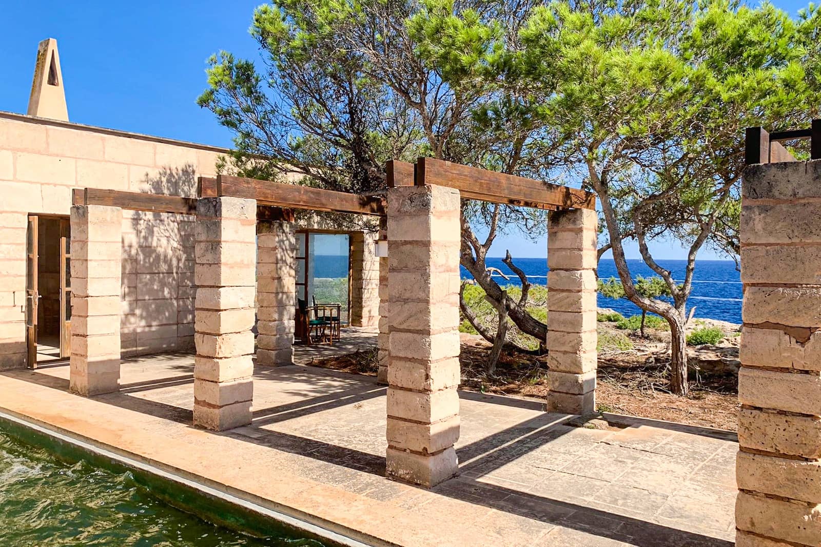 4 bedroom Villa for sale in Porto Petro with pool - € 6,500,000 (Ref: 9542509)