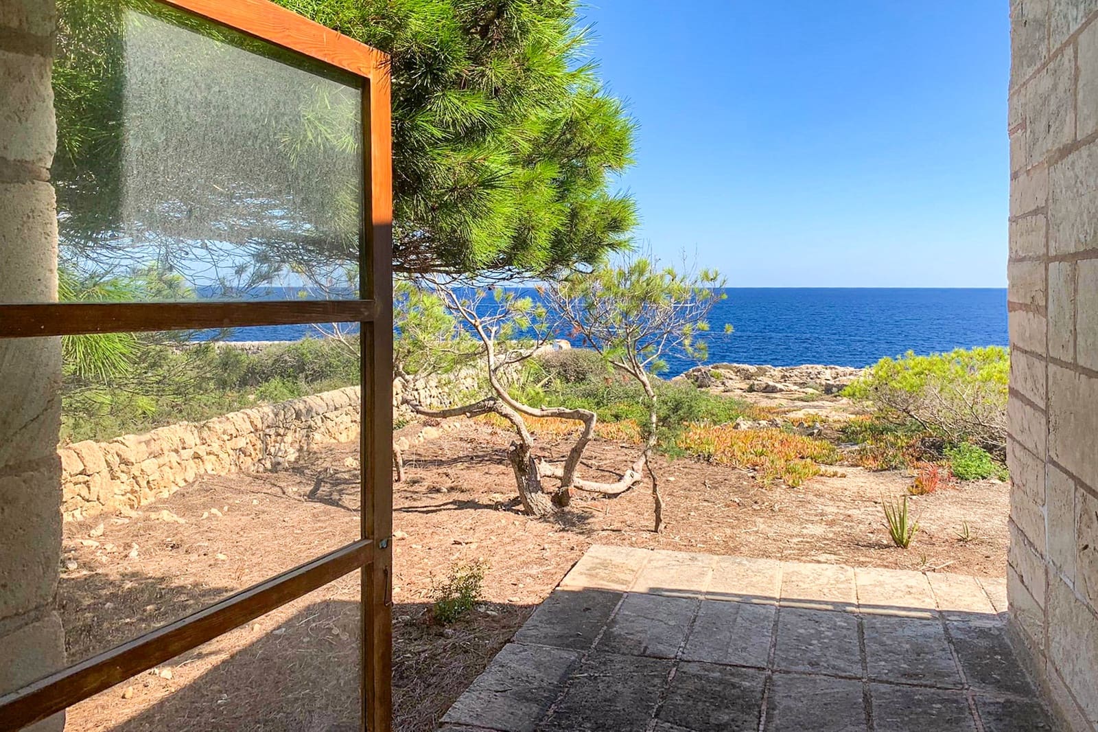 4 bedroom Villa for sale in Porto Petro with pool - € 6,500,000 (Ref: 9542509)