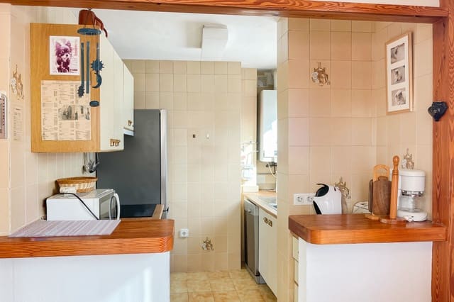 2 slaapkamer Appartement te koop in Cala Ratjada, Capdepera - € 239.000 (Ref: 9558960)