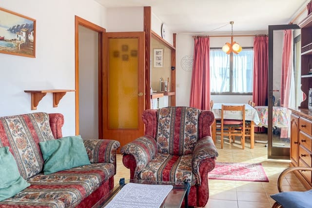 2 soveværelse Lejlighed til salg i Cala Ratjada, Capdepera - € 250.000 (Ref: 9558960)