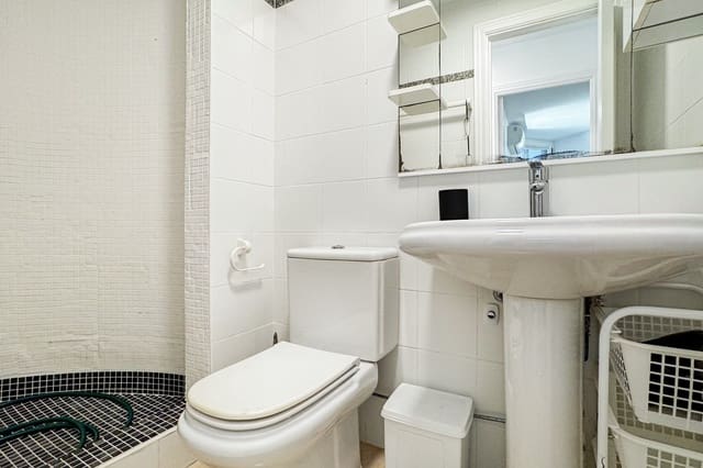 2 bedroom Apartment for rent in Font de Sa Cala / Font de La Cala, Capdepera - € 1,400 (Ref: 9571608)