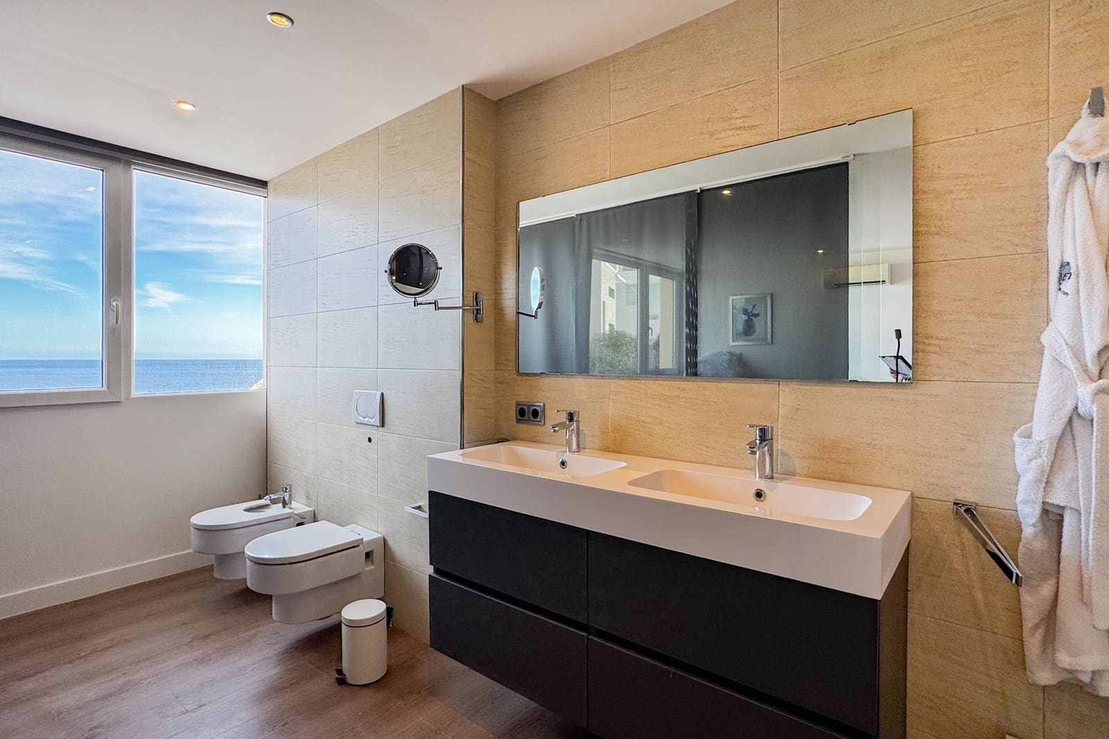 2 quarto Casa em Banda para venda em Cala Ratjada com piscina garagem - 1 500 000 € (Ref: 9580272)