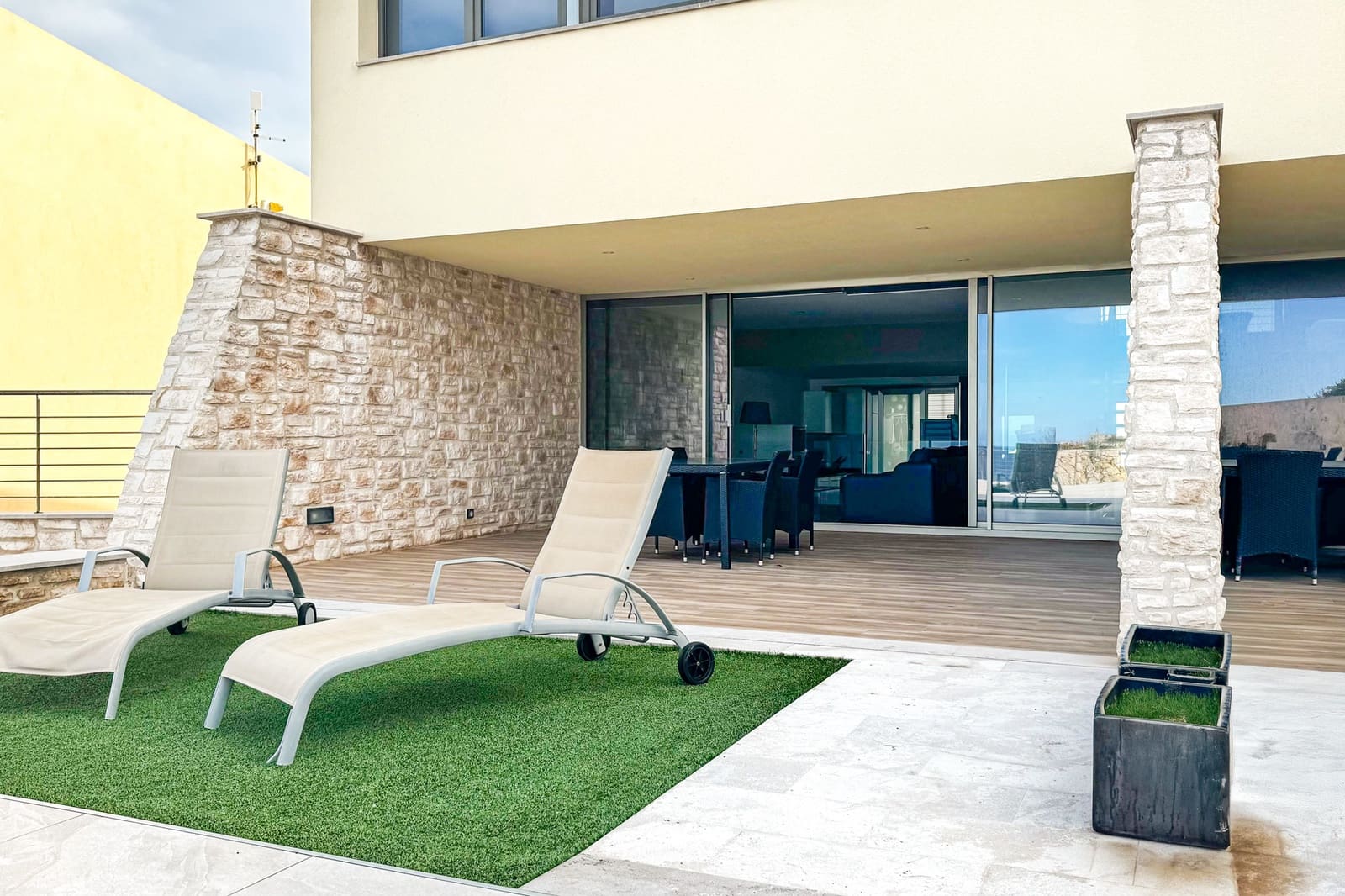 2 quarto Casa em Banda para venda em Cala Ratjada com piscina garagem - 1 500 000 € (Ref: 9580272)