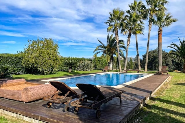 4 chambre Finca/Maison de Campagne à vendre à Artà avec piscine - 1 720 000 € (Ref: 9581252)