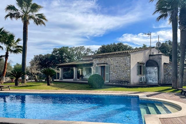 4 chambre Finca/Maison de Campagne à vendre à Artà avec piscine - 1 720 000 € (Ref: 9581252)