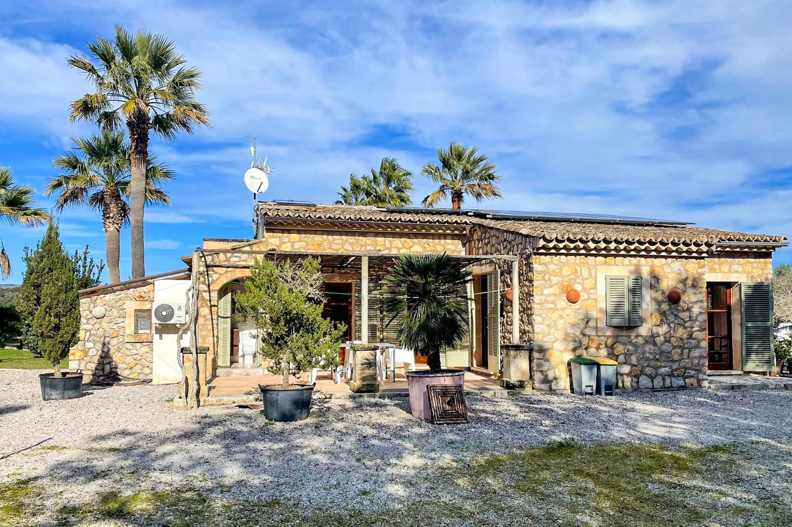 4 bedroom Finca/Country House for sale in Arta with pool - € 1,720,000 (Ref: 9581252)