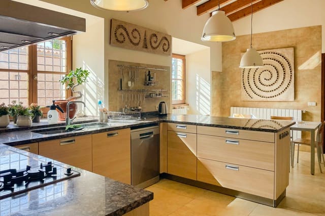 6 makuuhuone Maalaistalo vuokrattavana paikassa Colonia de Sant Pere / Colonia de San Pedro, Artà mukana uima-altaan - 8 500 € (Ref: 9610114)