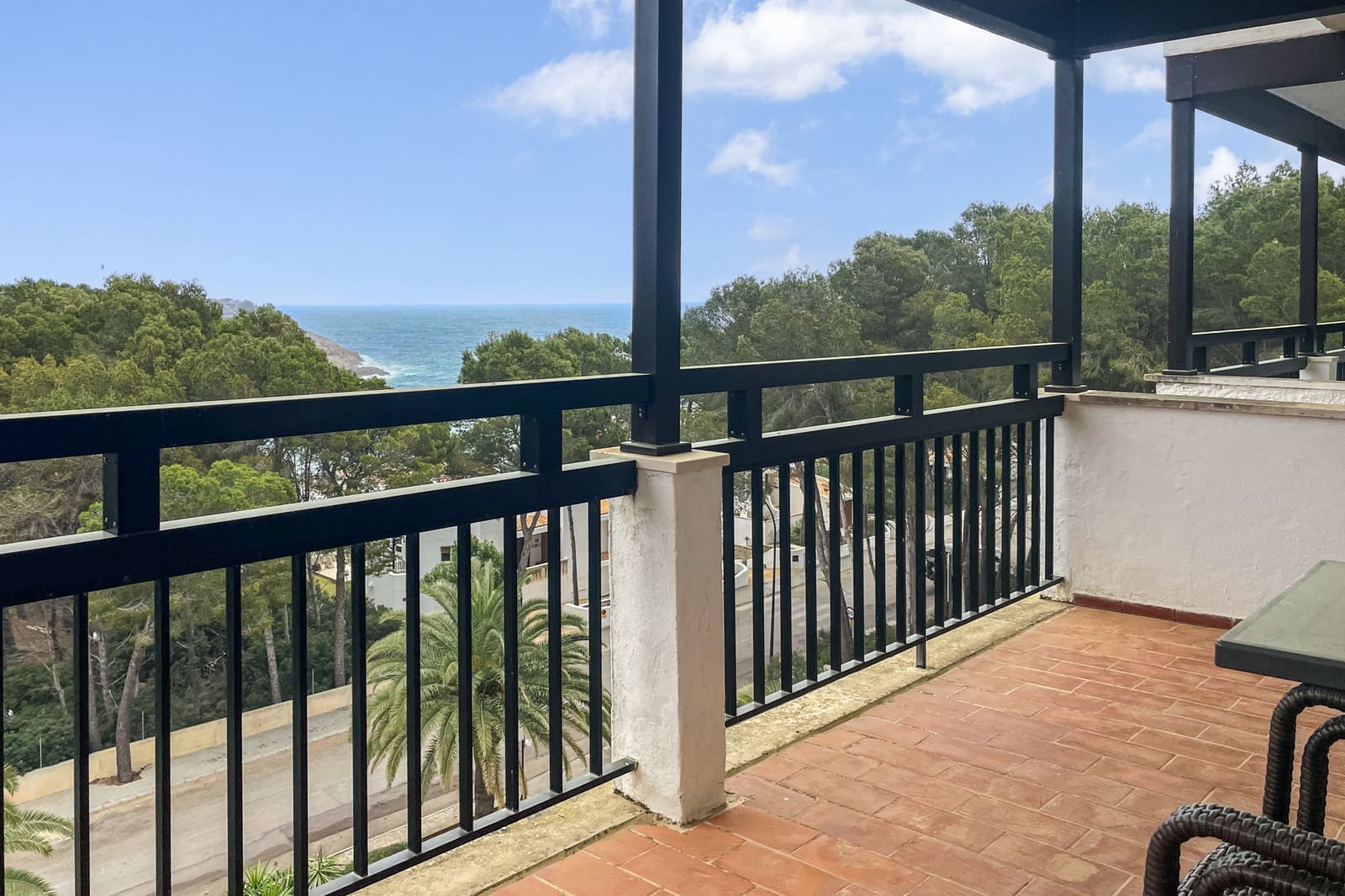 2 bedroom Apartment for rent in Font de Sa Cala / Font de La Cala - € 1,200 (Ref: 9650655)