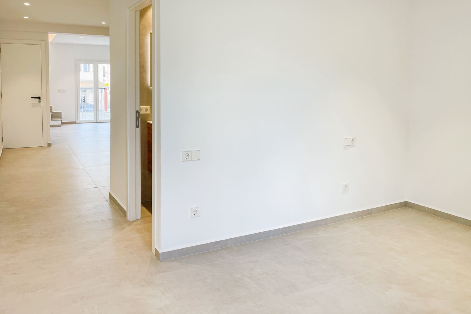 2 soveværelse Byhus til leje i Capdepera - € 2.000 (Ref: 9665409)