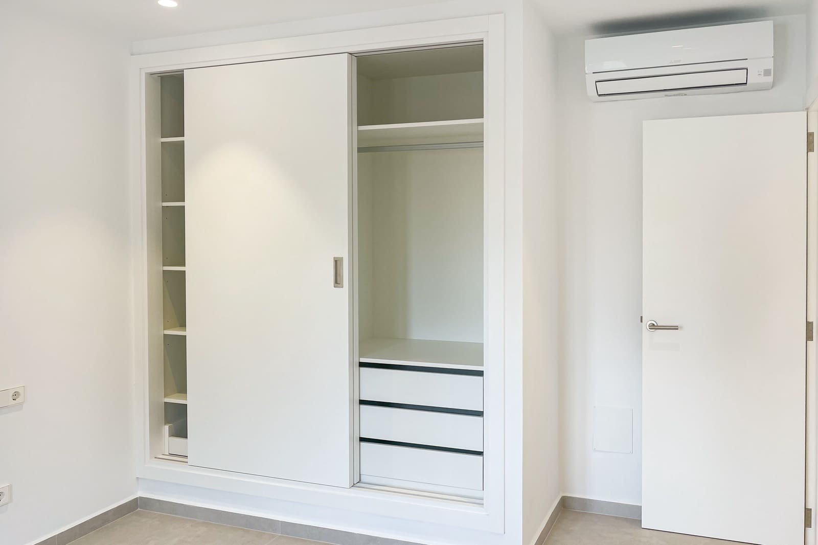 2 soveværelse Byhus til leje i Capdepera - € 2.000 (Ref: 9665409)