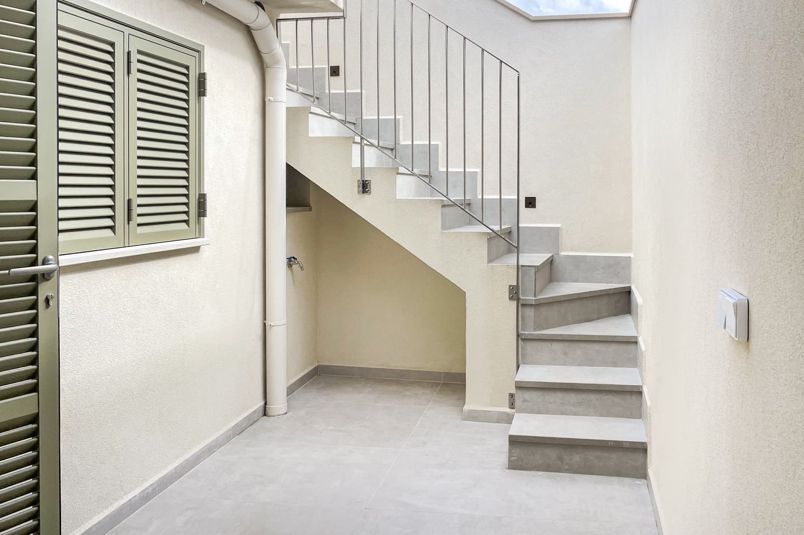 2 soveværelse Byhus til leje i Capdepera - € 2.000 (Ref: 9665409)