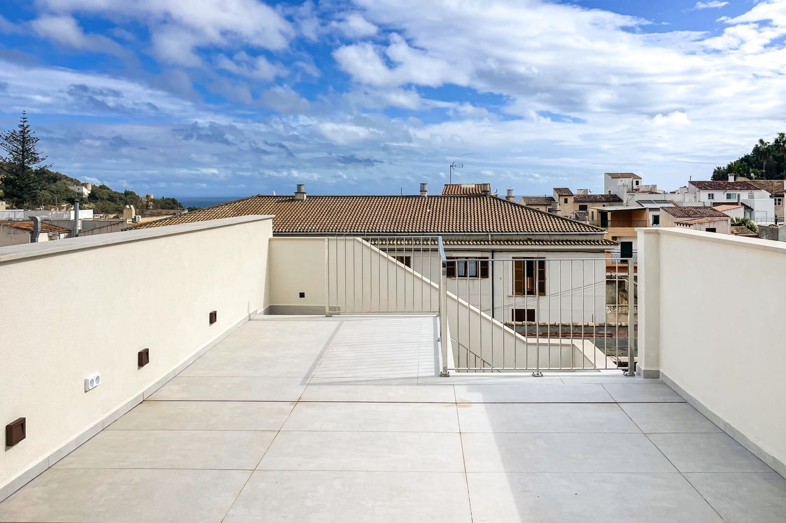 2 soveværelse Byhus til leje i Capdepera - € 2.000 (Ref: 9665409)